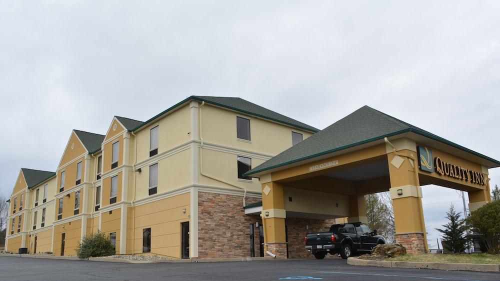 Quality Inn Hackettstown - Long Valley Dış mekan fotoğraf